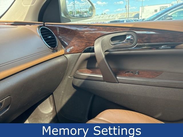 Used 2015 Buick Enclave Leather FWD image 12