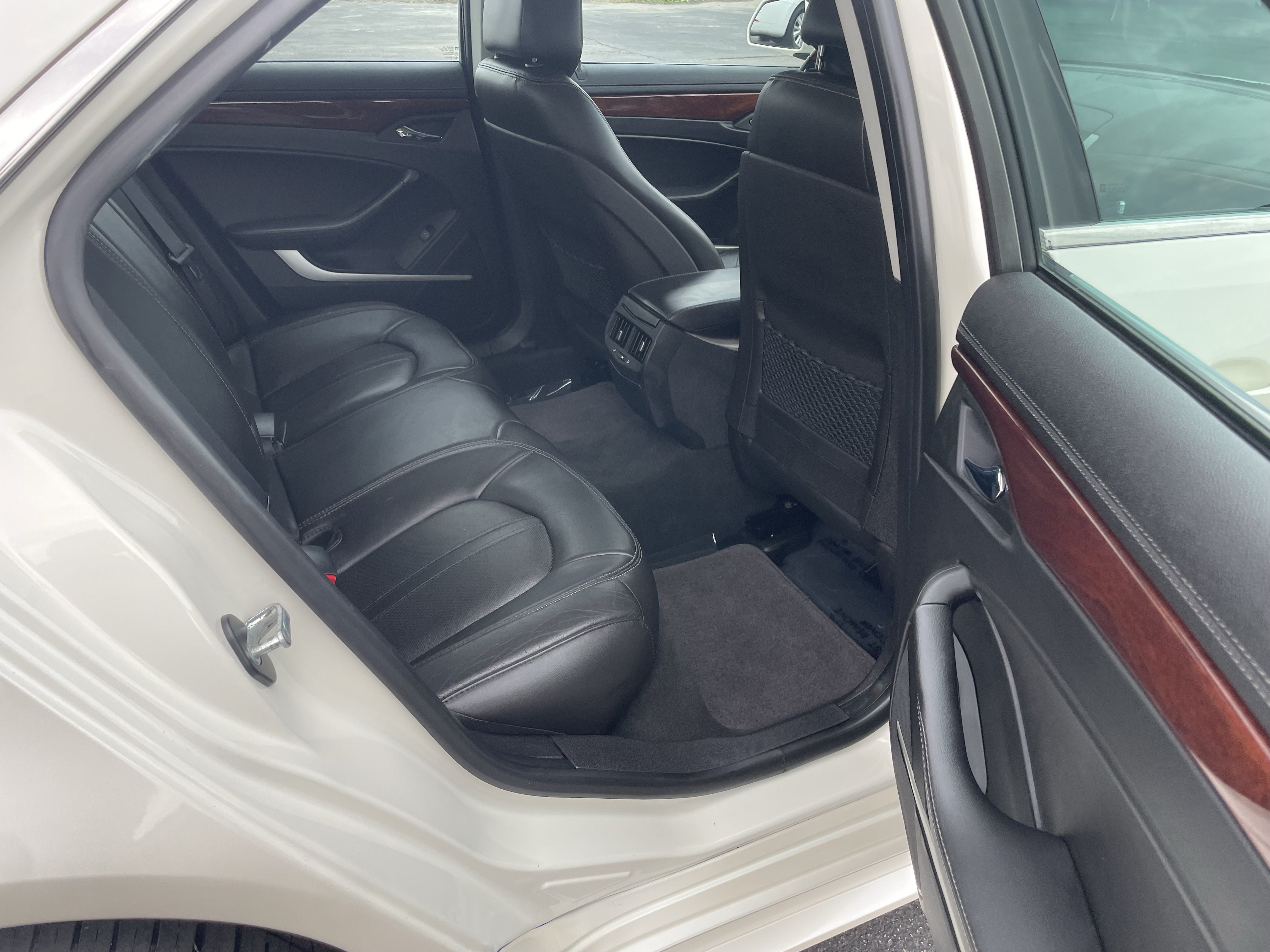 Used 2013 Cadillac CTS Luxury w/ Wood Trim Package AWD/4WD image 26