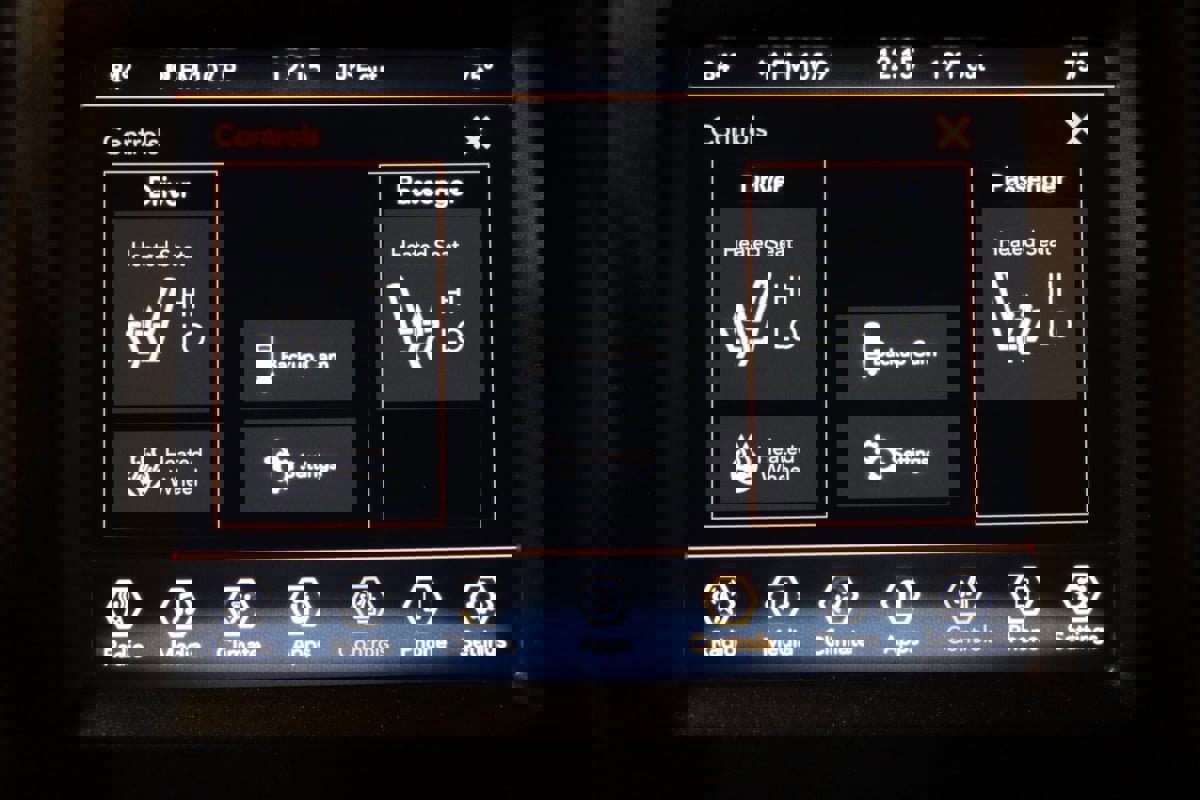 Used 2022 Jeep Cherokee Trailhawk w/ Trailer Tow Group image 47