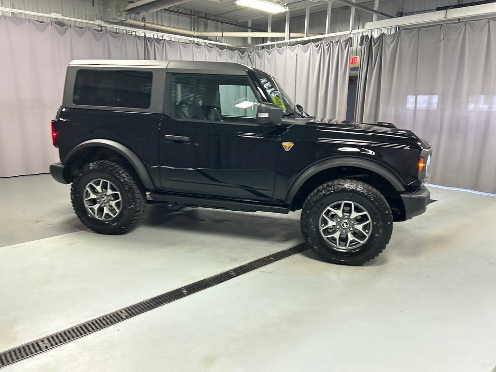 Used 2025 Ford Bronco Badlands AWD/4WD image 8
