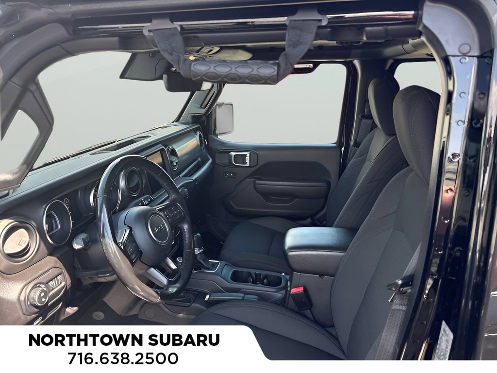 Used 2022 Jeep Gladiator Sport AWD/4WD image 8