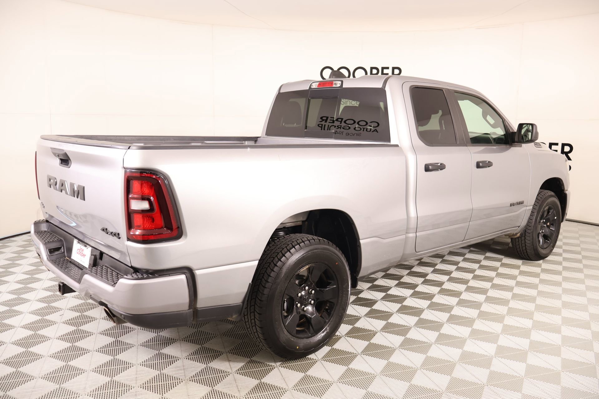 Used 2025 RAM 1500 Tradesman w/ Night Edition AWD/4WD image 19