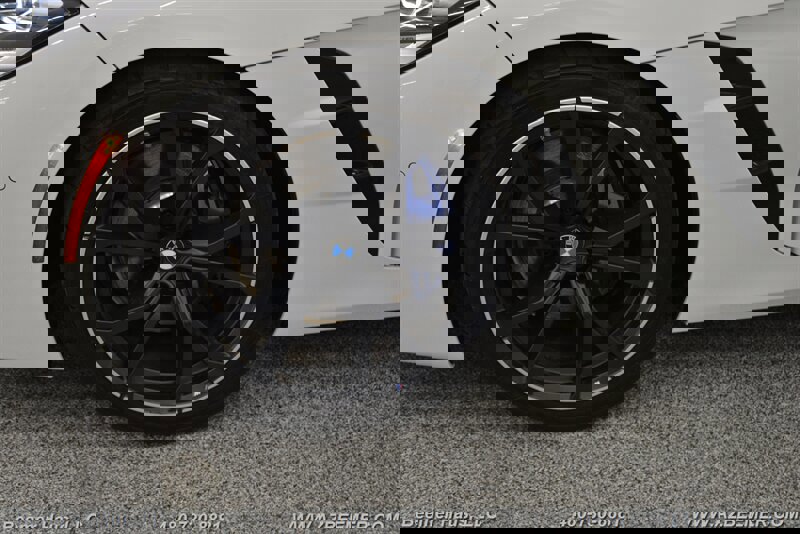 Used 2024 BMW Z4 M40i w/ Premium Package image 39