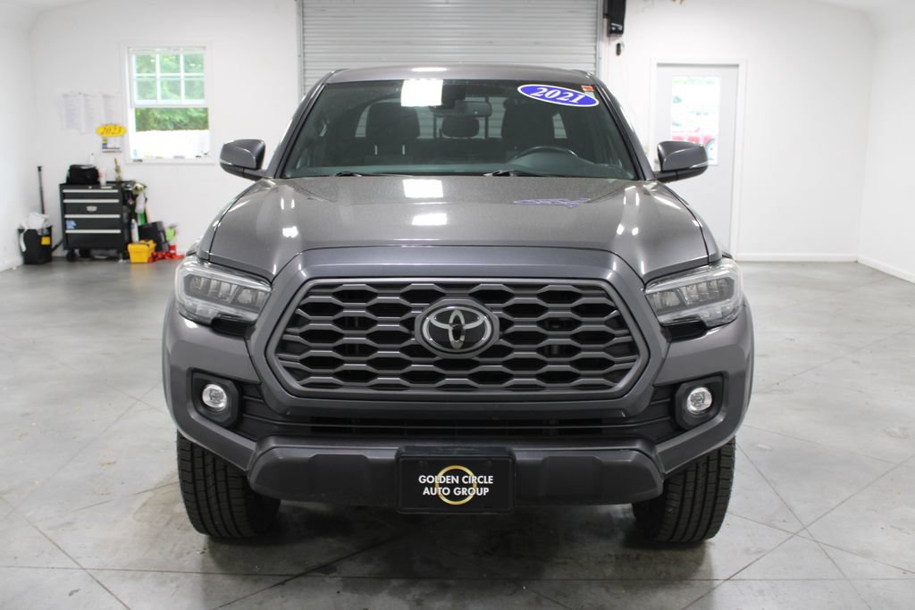 Used 2021 Toyota Tacoma TRD Off-Road AWD/4WD image 3
