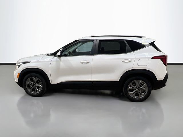 Certified 2024 Kia Seltos S image 4