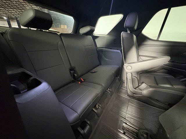 Certified 2023 Chevrolet Traverse LT w/ LPO, Floor Liner Package image 7