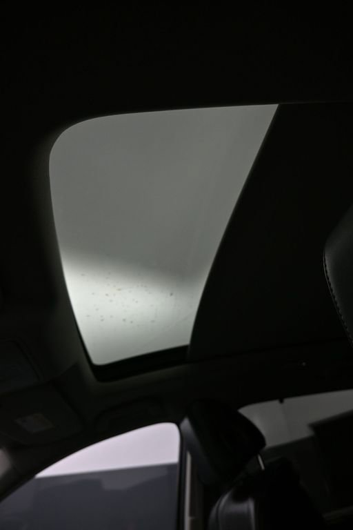 Certified 2023 Acura MDX SH-AWD w/ Technology Package image 18