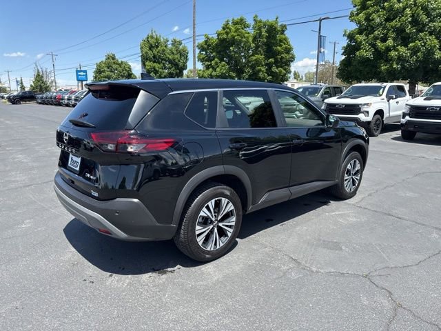 Used 2023 Nissan Rogue SV AWD/4WD image 7