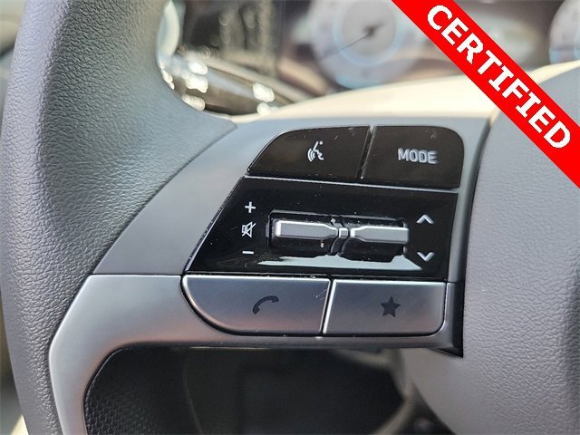 Used 2024 Hyundai Elantra SEL image 4