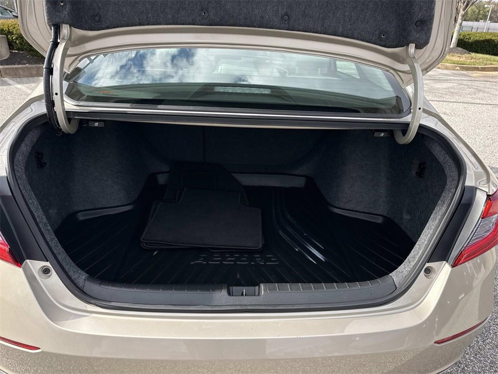 Used 2018 Honda Accord EX-L image 14