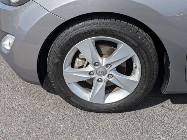 Used 2013 Hyundai Elantra GLS w/ Preferred Pkg FWD image 15