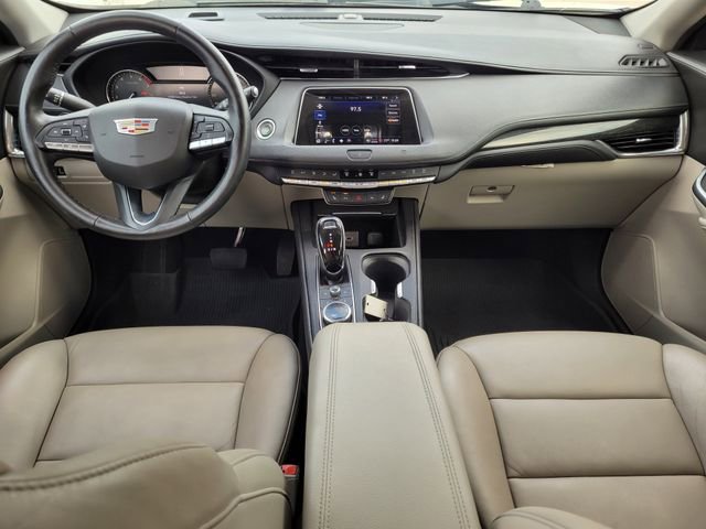 Used 2021 Cadillac XT4 Premium Luxury w/ Cold Weather Package image 12