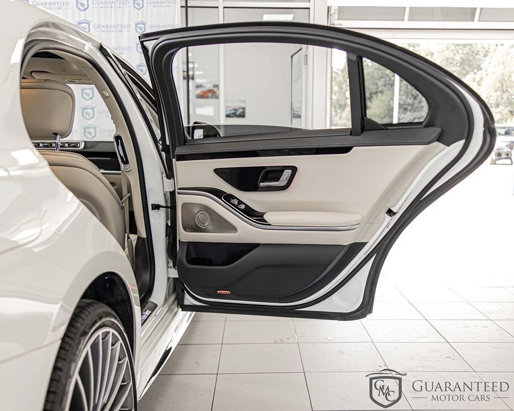 Used 2023 Mercedes-Benz S 500 4MATIC w/ AMG Line image 39