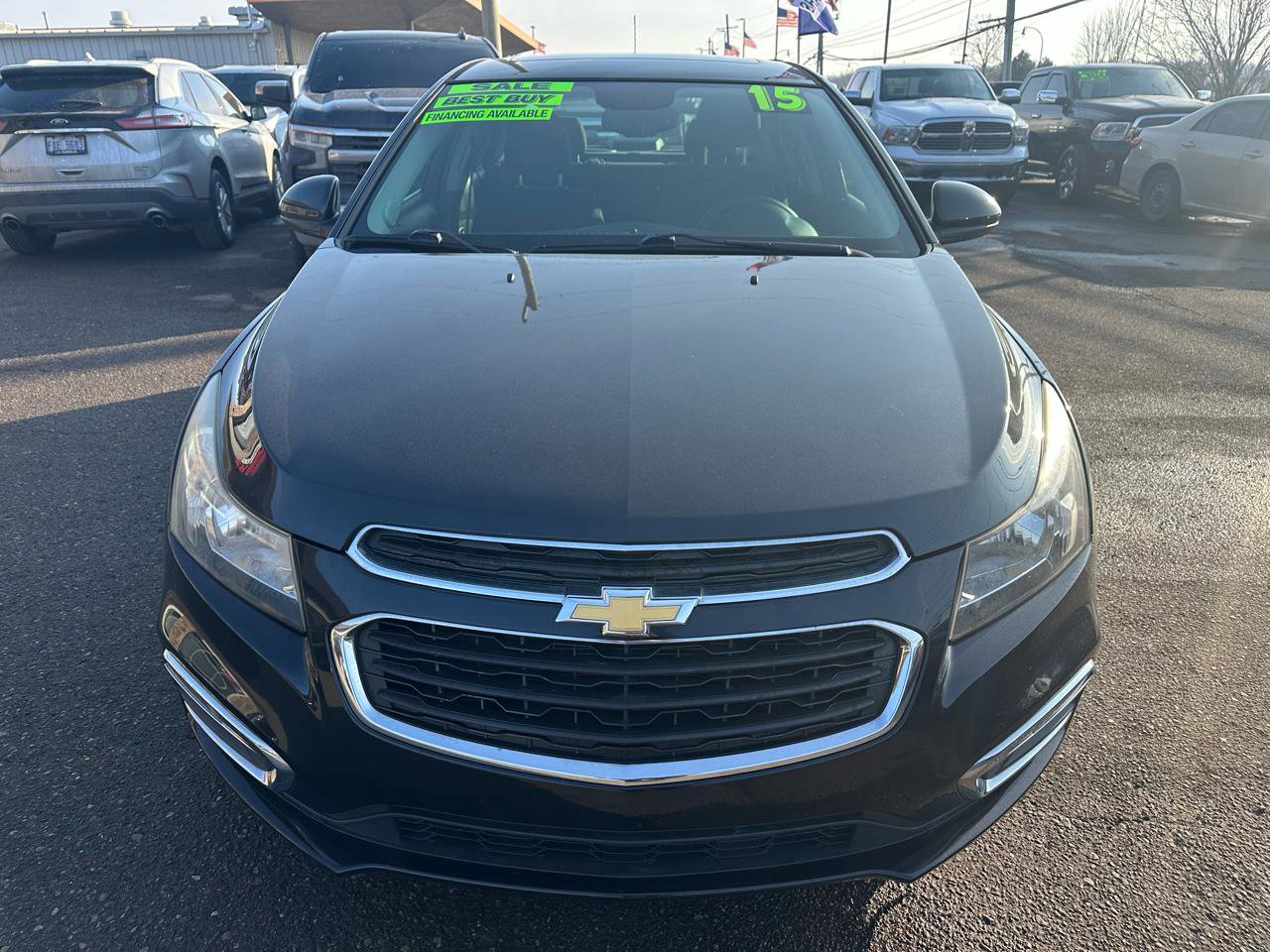 Used 2015 Chevrolet Cruze LT w/ Sun And Sound Package image 2