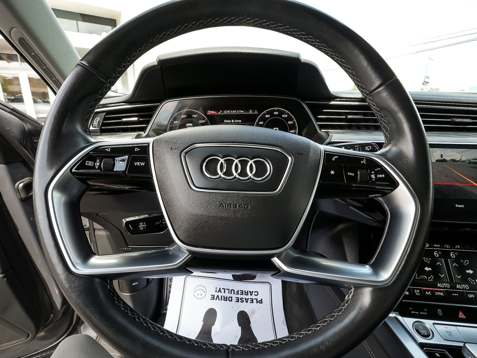 Used 2024 Audi Q8 e-tron Premium Plus w/ Premium Plus Package AWD/4WD image 19