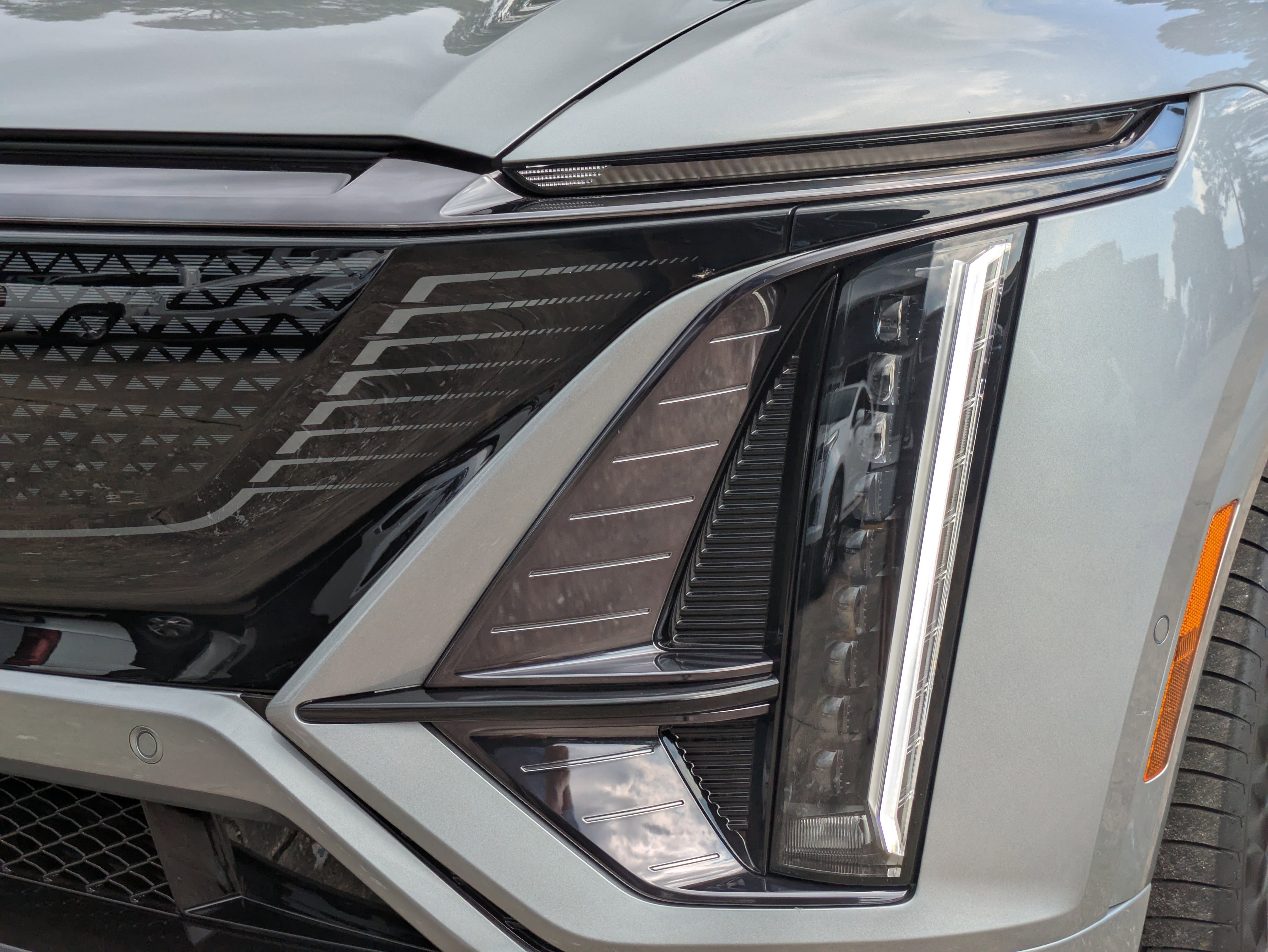 New 2026 Cadillac Lyriq V w/ LPO, Floor Liner Package image 31