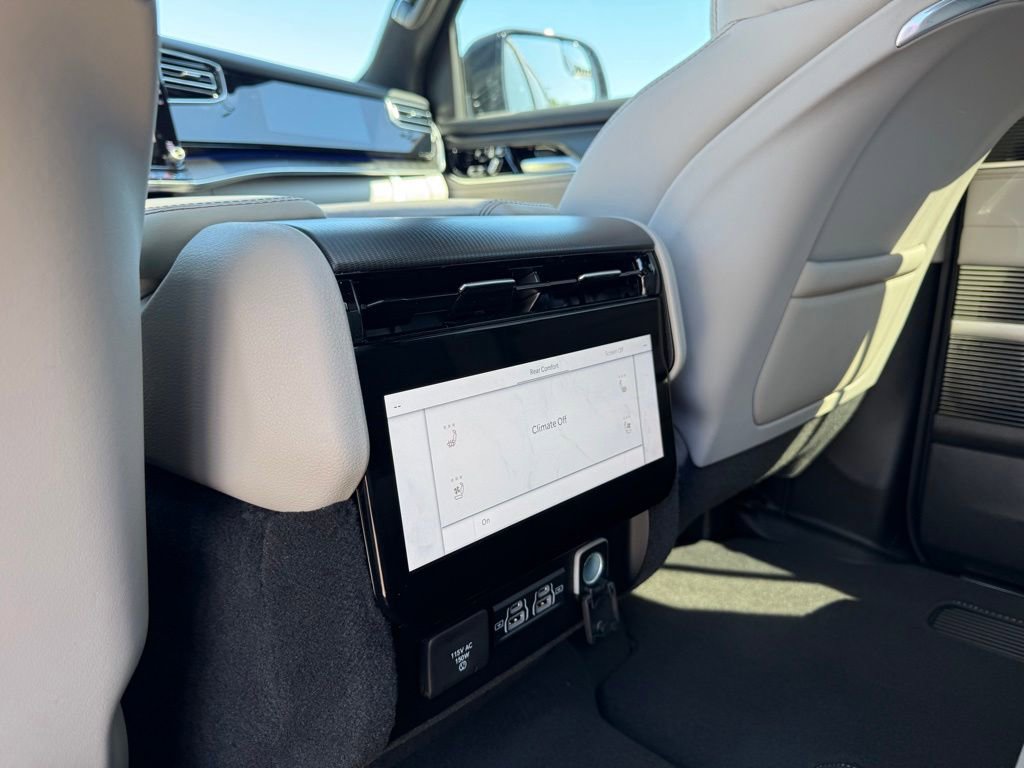 New 2026 Jeep Grand Wagoneer Summit AWD/4WD image 25