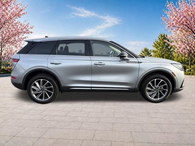 Certified 2024 Lincoln Corsair AWD w/ Equipment Group 101A image 9