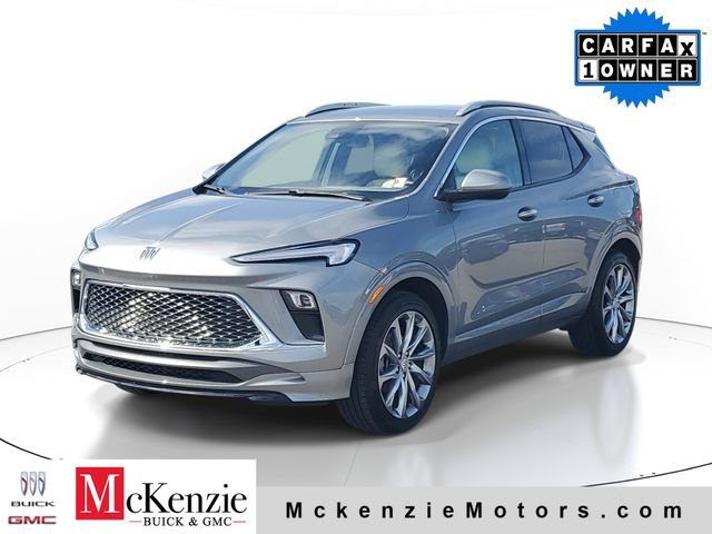 Used 2024 Buick Encore GX Avenir w/ Avenir Convenience Package FWD image 2