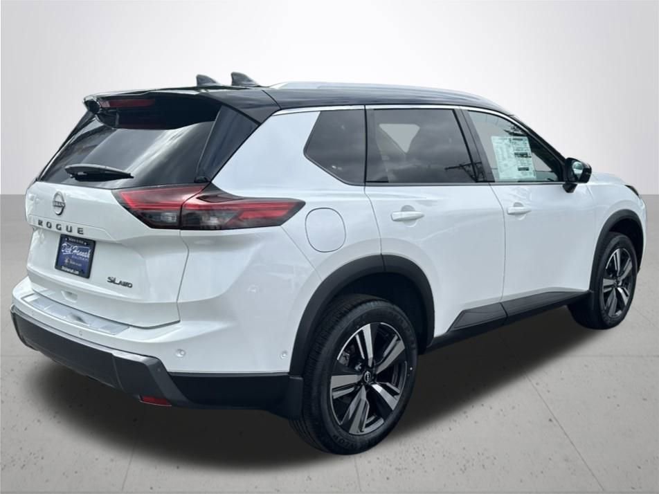 New 2025 Nissan Rogue SL w/ Tech Package image 7