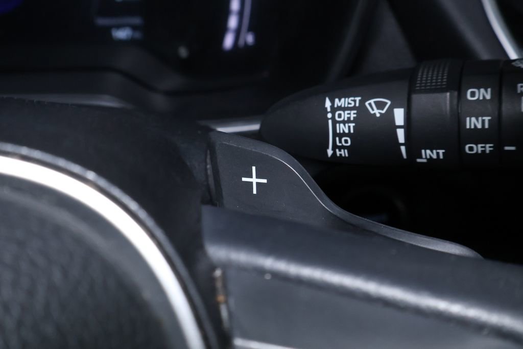 Used 2023 Toyota Corolla Cross XSE w/ Convenience Package image 25