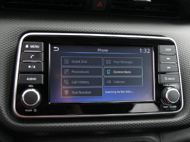 Certified 2025 Nissan Kicks Play S FWD image 19