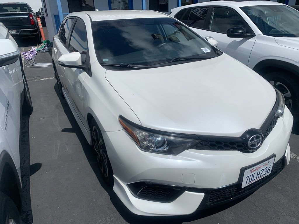 Used 2016 Scion iM image 4