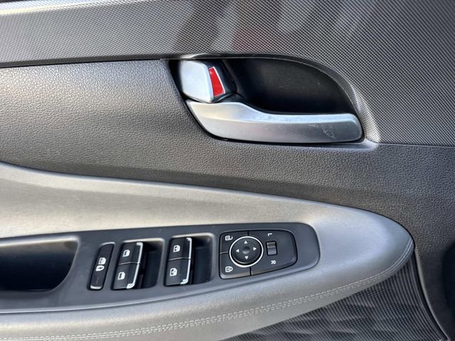 Used 2022 Hyundai Santa Fe SEL FWD image 20