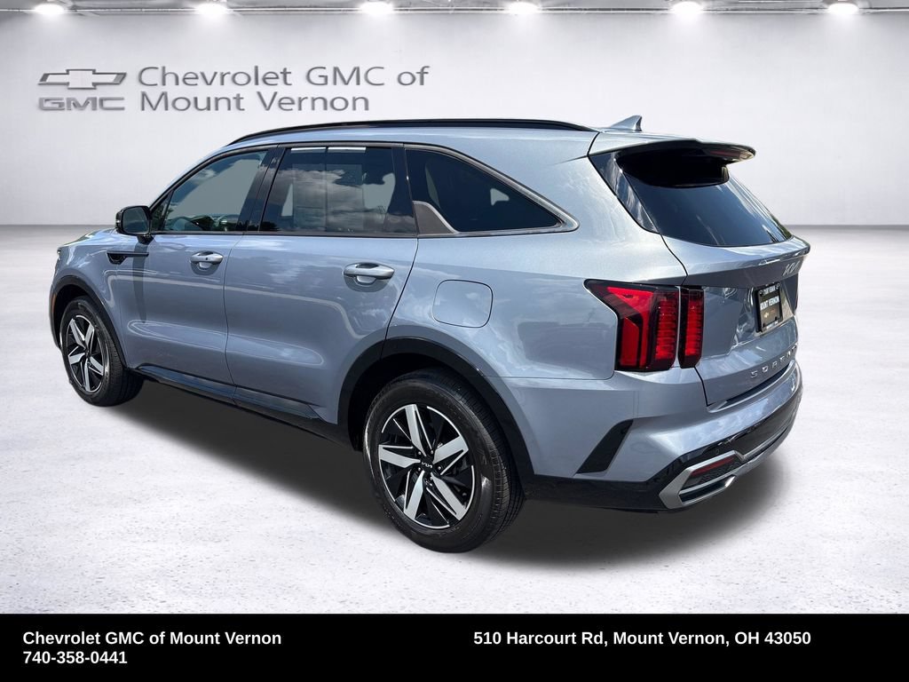 Used 2022 Kia Sorento S FWD image 3
