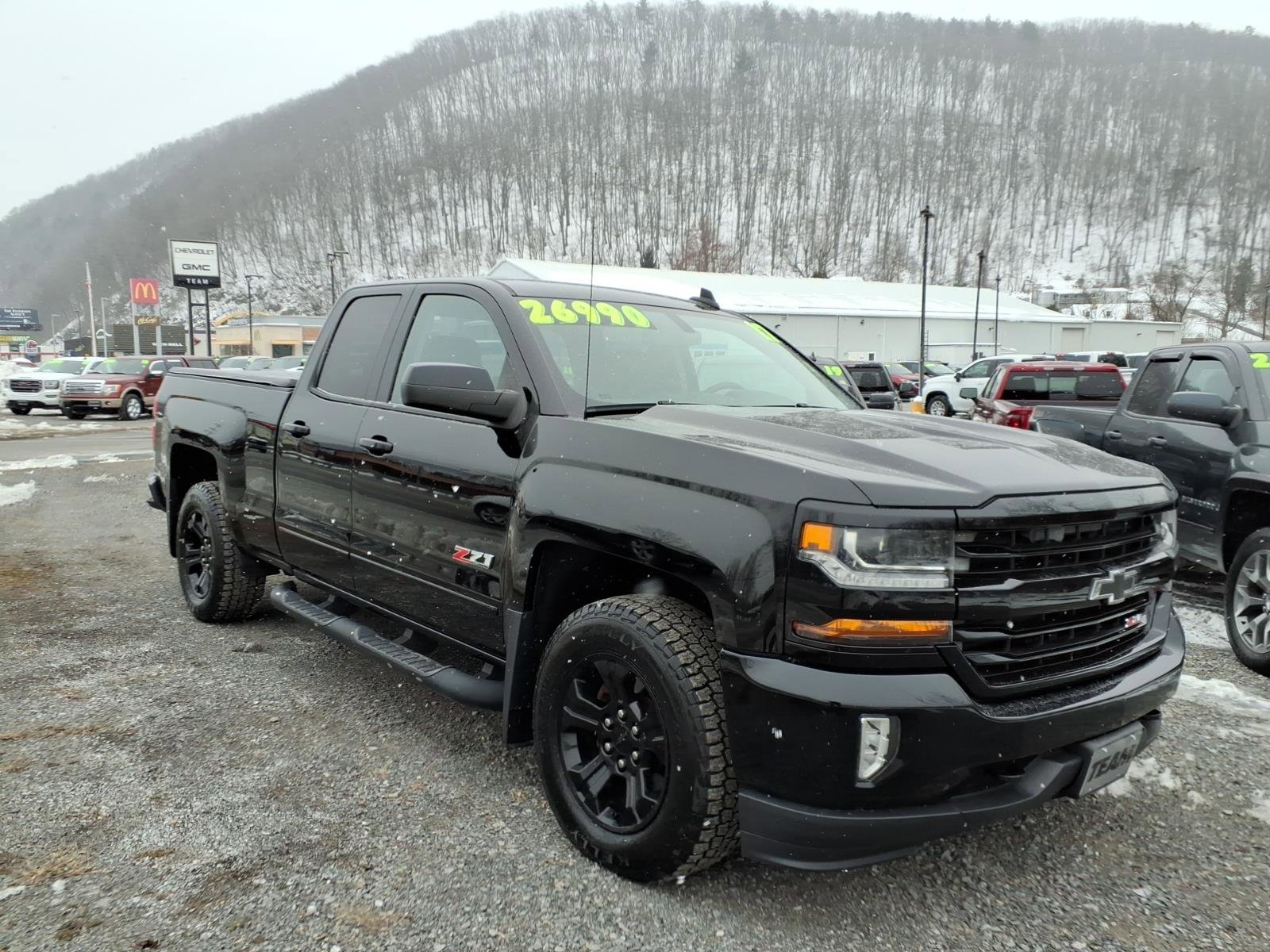 Used 2017 Chevrolet Silverado 1500 LT w/ Midnight Edition