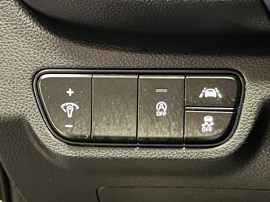 Used 2021 Kia Seltos S FWD image 13