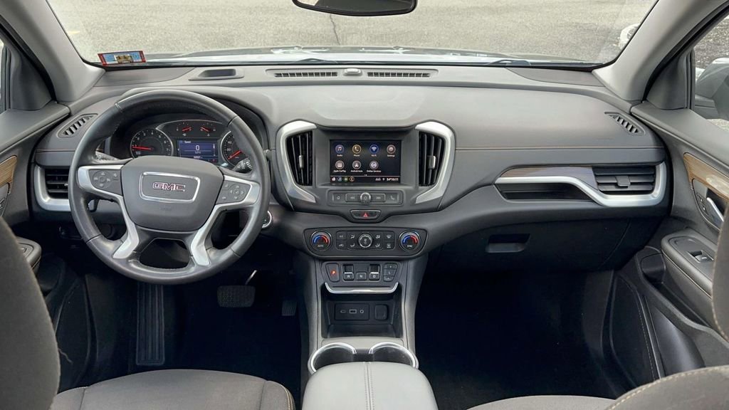 Used 2020 GMC Terrain SLE w/ Driver Convenience Package image 11
