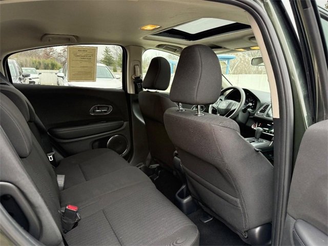 Used 2018 Honda HR-V EX image 10