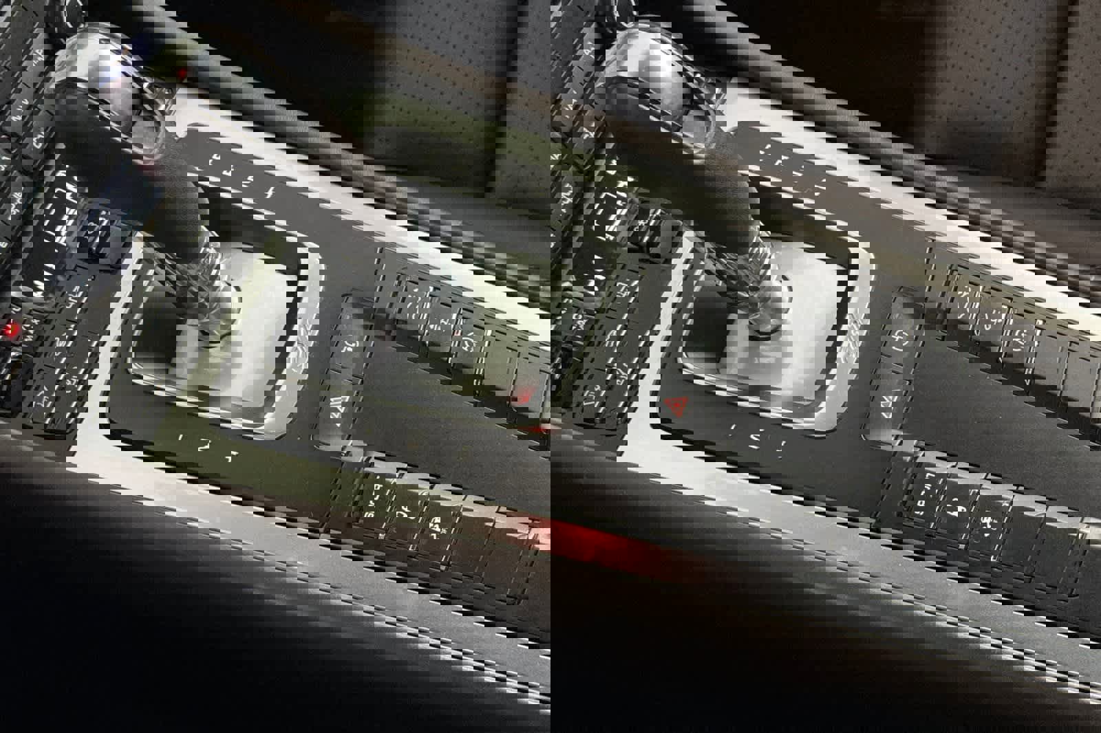 Used 2018 Porsche 911 Carrera image 21