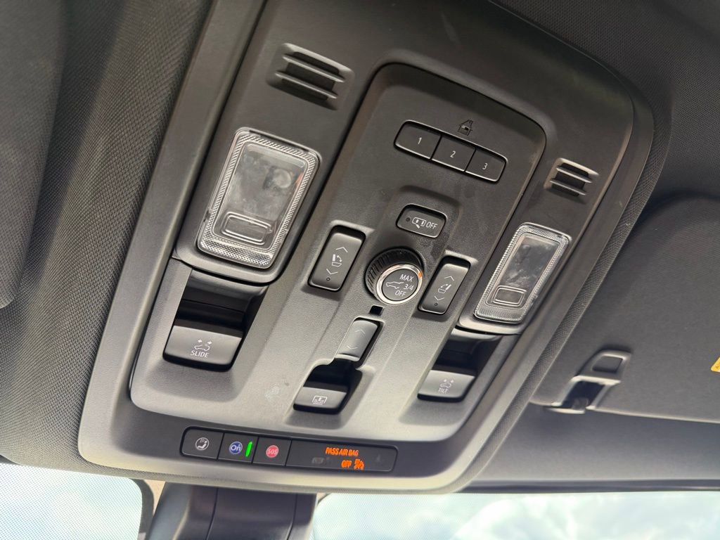 Used 2021 GMC Yukon AT4 w/ AT4 Premium Plus Package AWD/4WD image 24