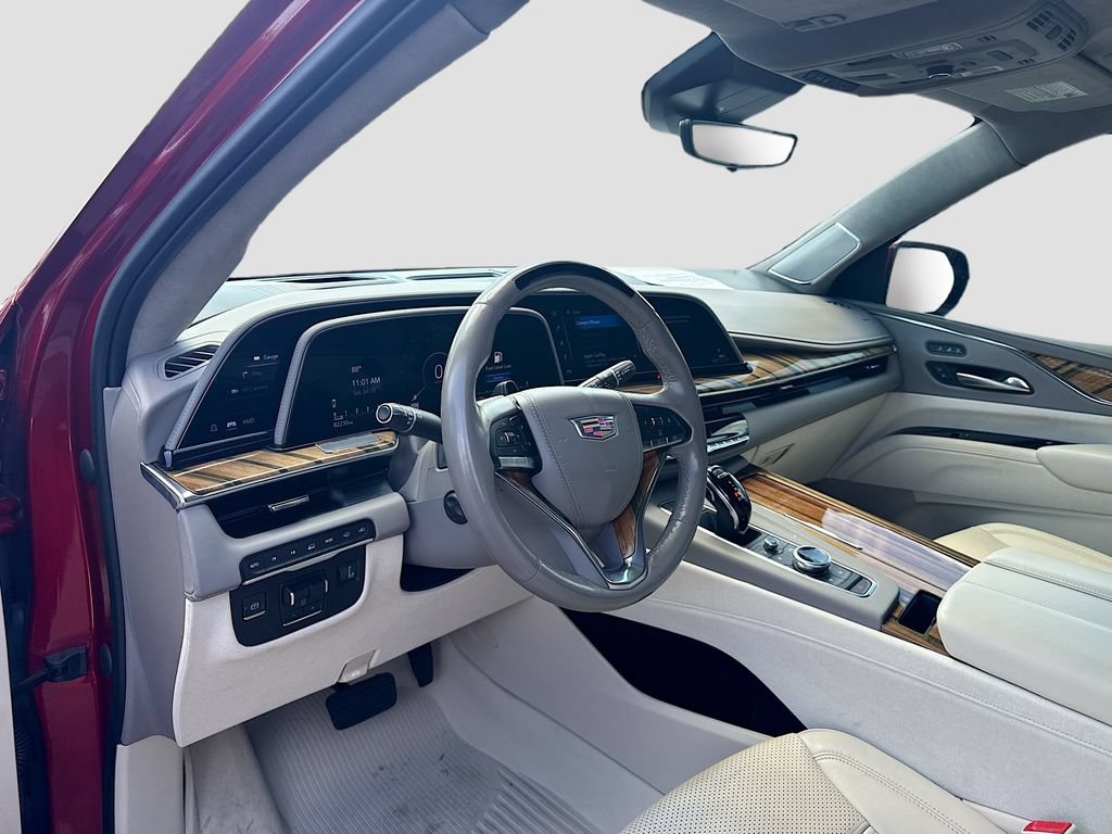 Used 2021 Cadillac Escalade Sport Platinum AWD/4WD image 9