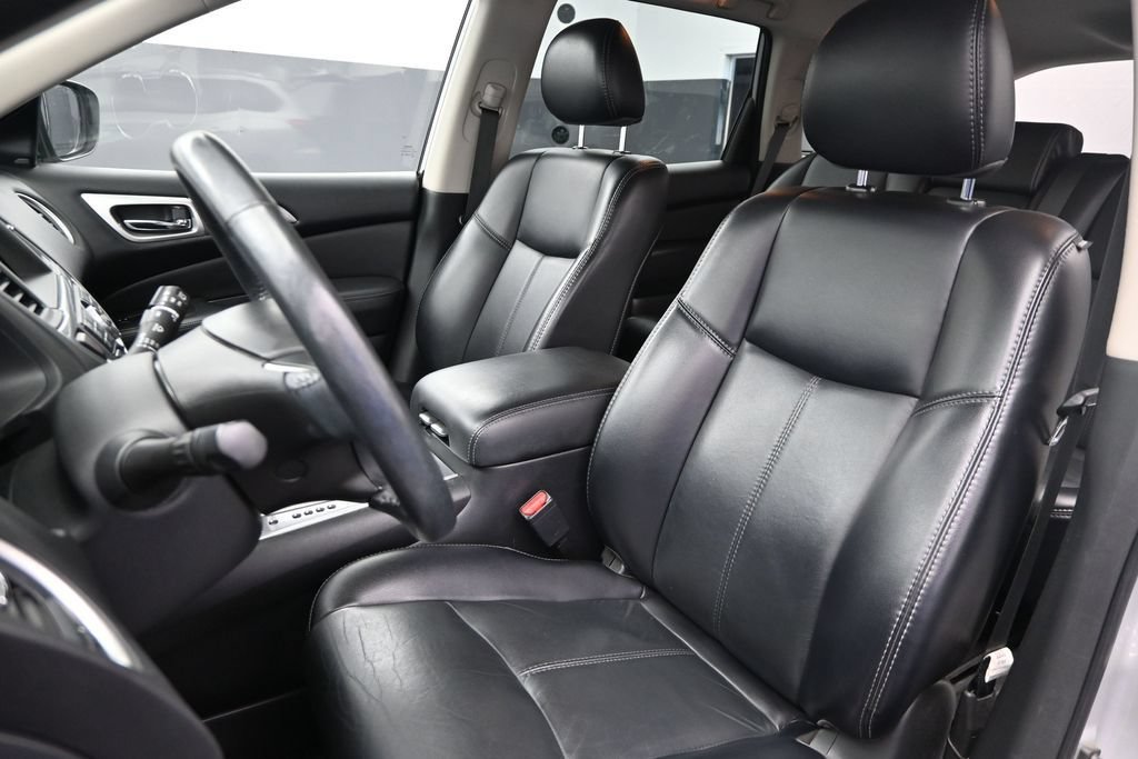 Used 2020 Nissan Pathfinder SL AWD/4WD image 20