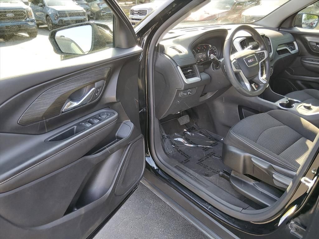 Used 2022 GMC Terrain SLE FWD image 14