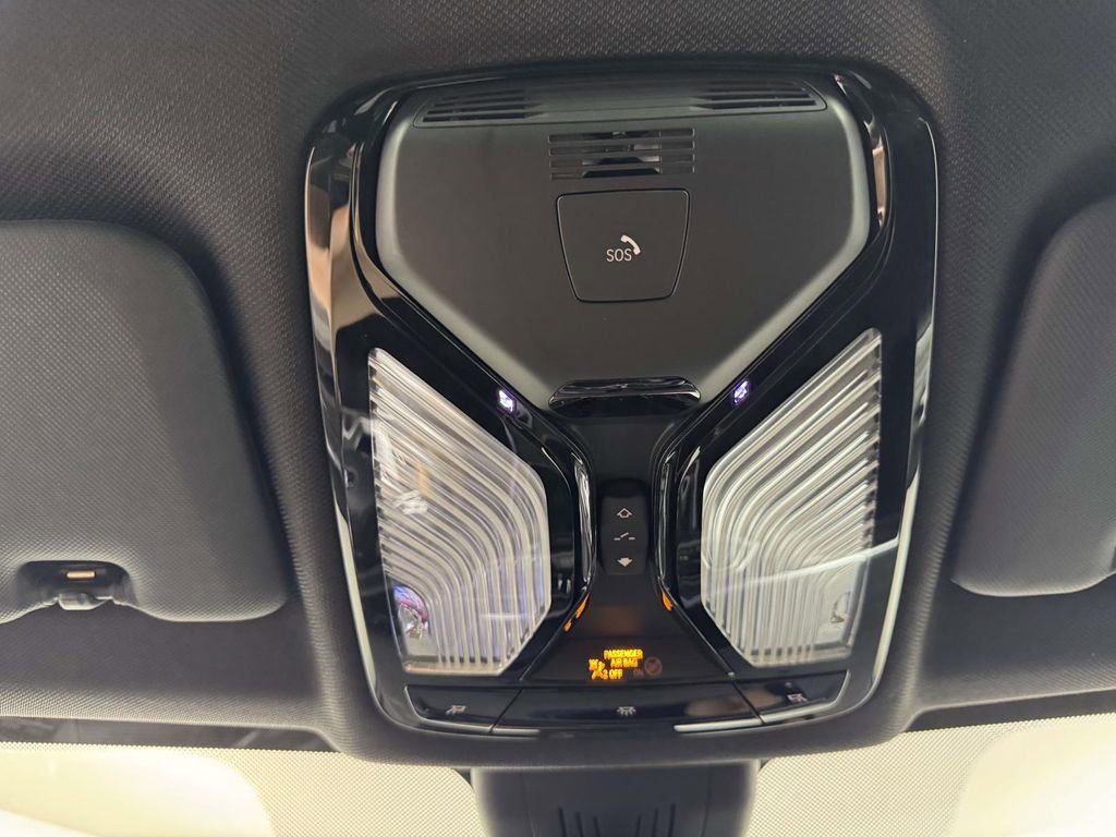 Used 2021 BMW X5 xDrive40i w/ Premium Package image 25