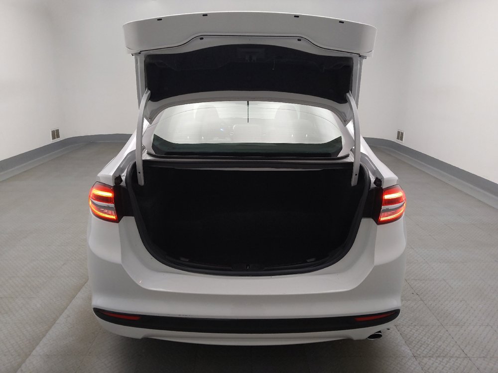 Used 2018 Ford Fusion S image 29