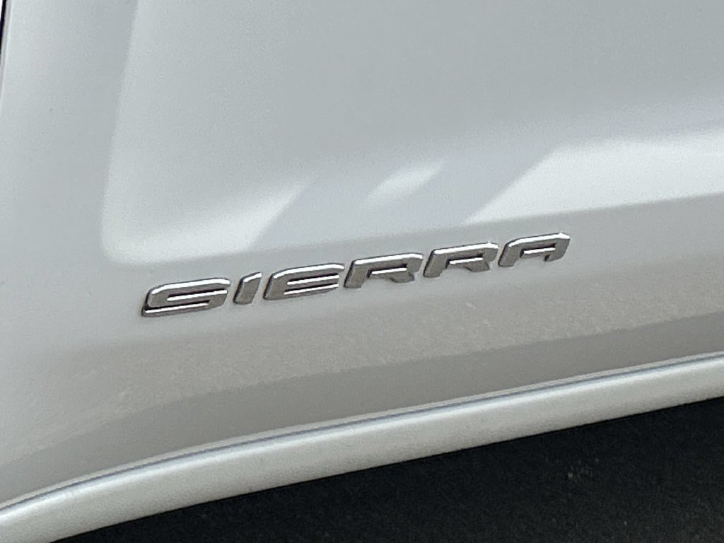 Used 2022 GMC Sierra 1500 SLE RWD image 31