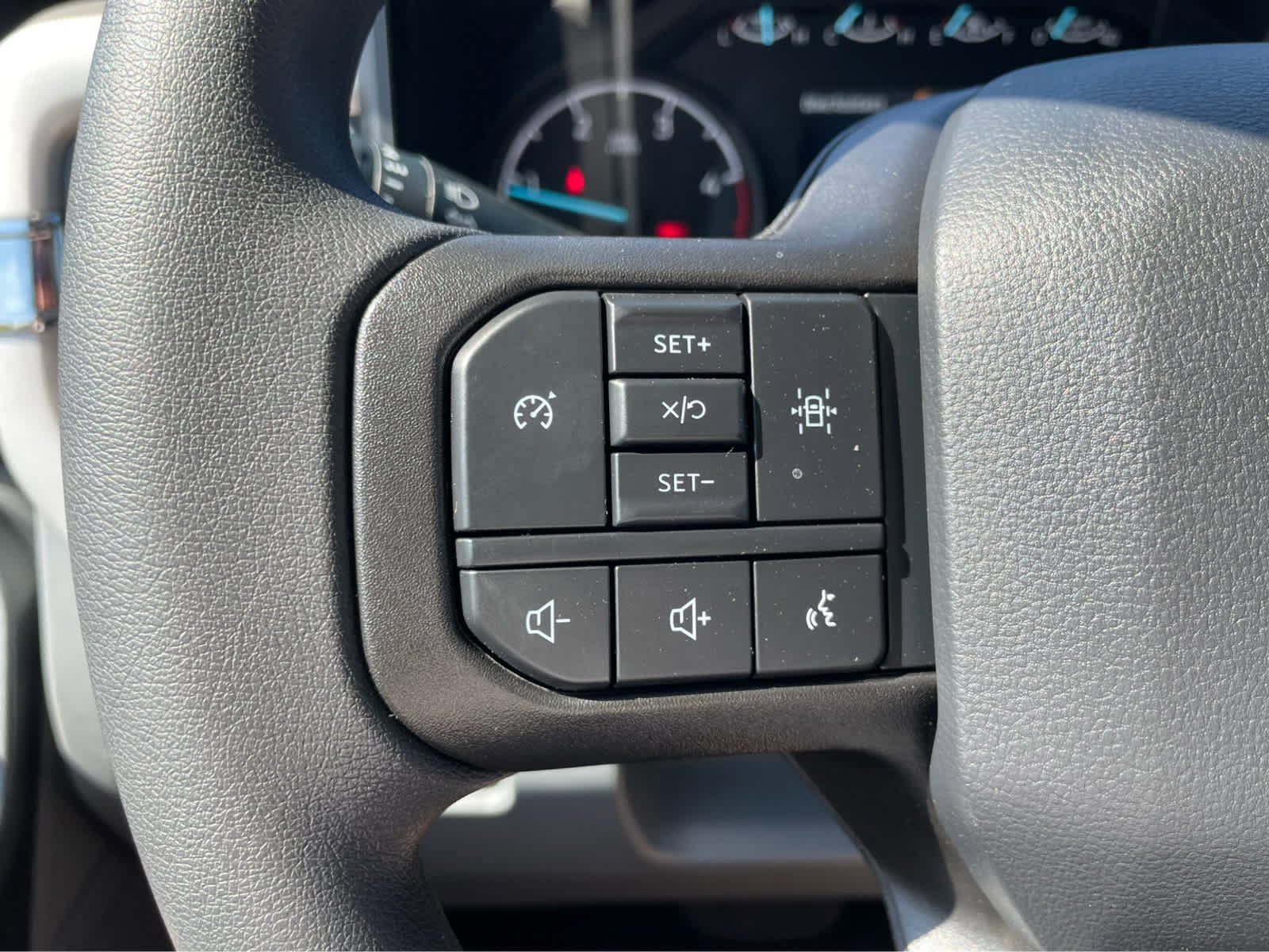 New 2026 Ford F550 4x4 SuperCab Super Duty image 14