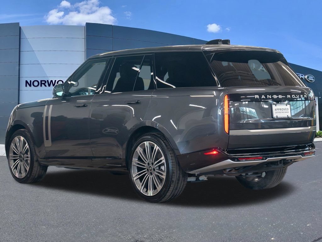 Certified 2025 Land Rover Range Rover SE AWD/4WD image 6