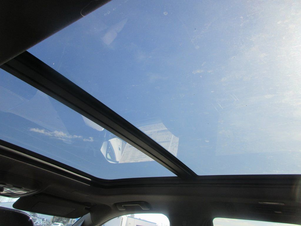 New 2026 GMC Yukon Elevation w/ Elevation Premium Package image 16