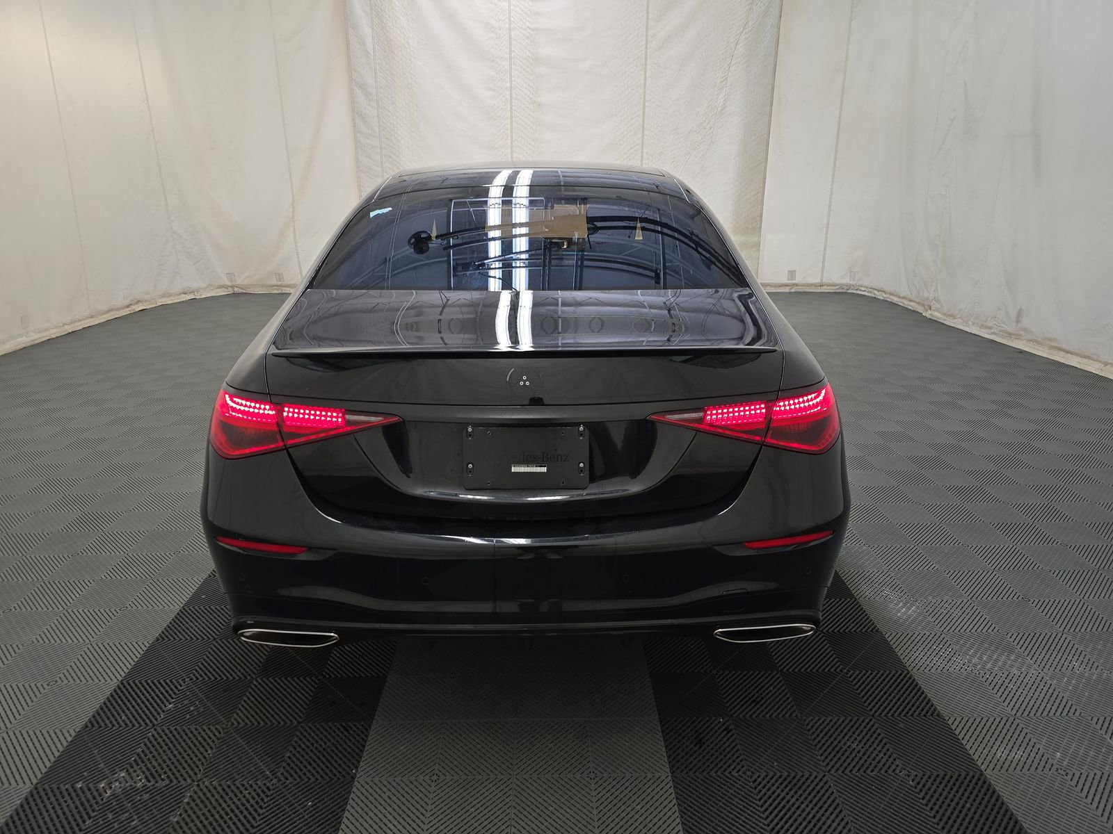 Used 2022 Mercedes-Benz S 500 4MATIC w/ AMG Line Package image 7