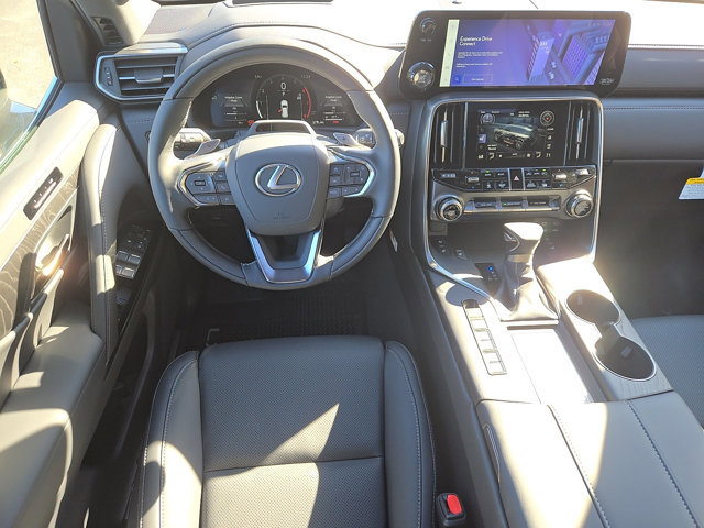 New 2025 Lexus LX 600 4WD w/ Luxury Package image 7