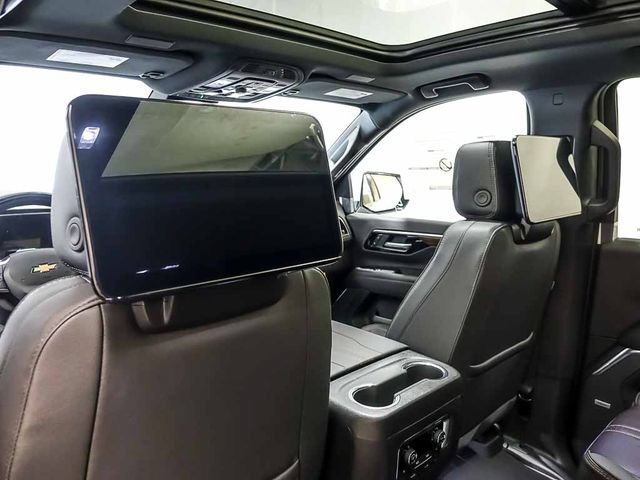 New 2026 Chevrolet Tahoe High Country AWD/4WD image 12