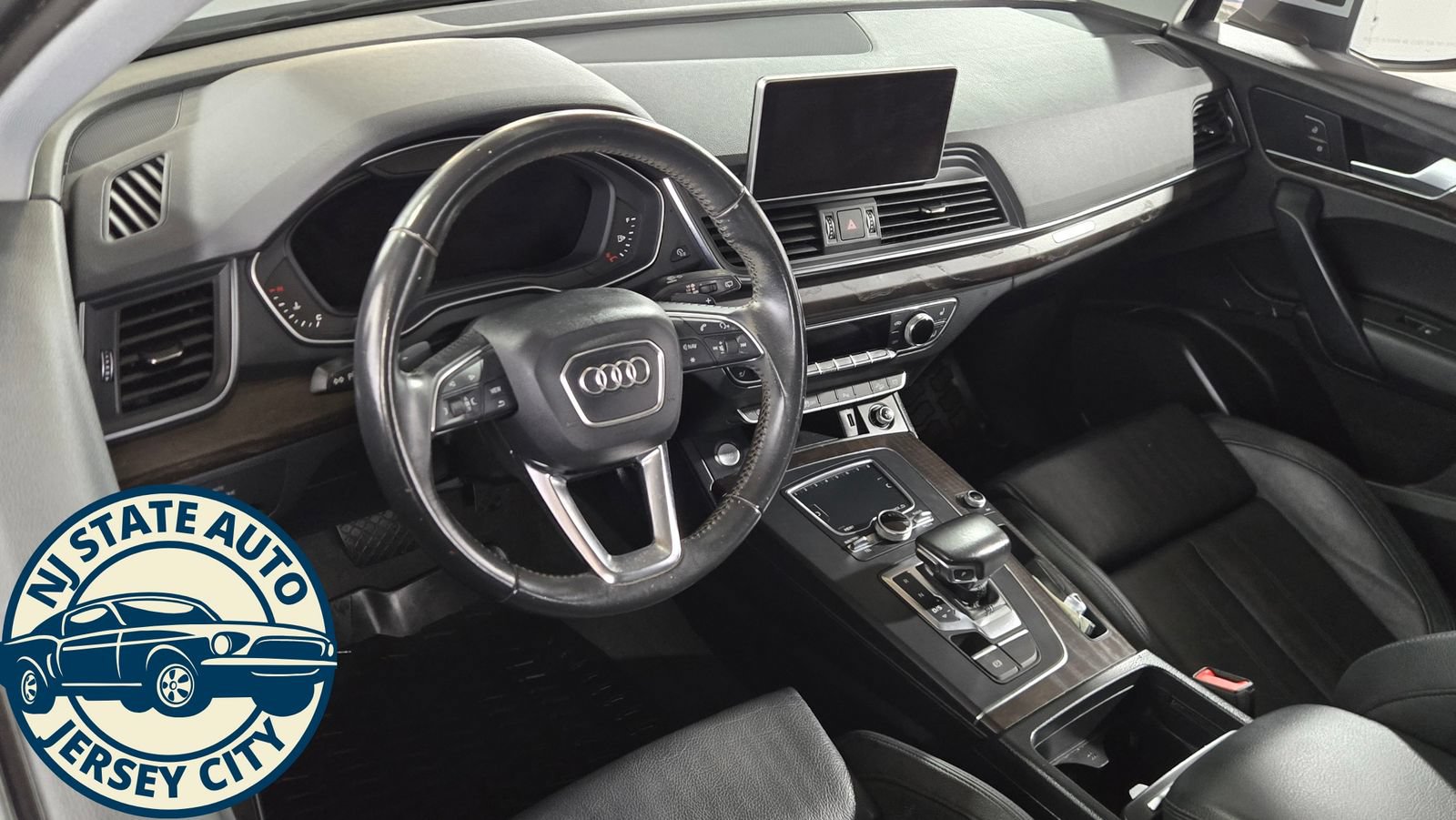 Used 2018 Audi Q5 2.0T Premium Plus w/ Premium Plus Package AWD/4WD image 16