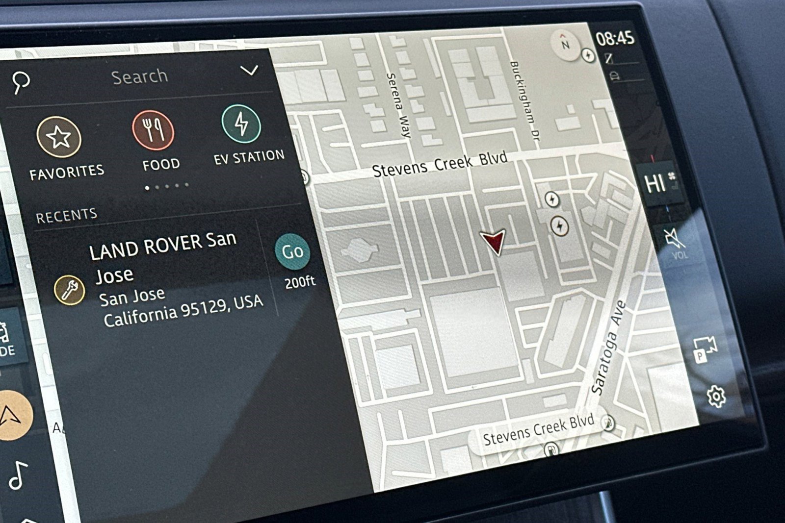 New 2025 Land Rover Range Rover SE image 18