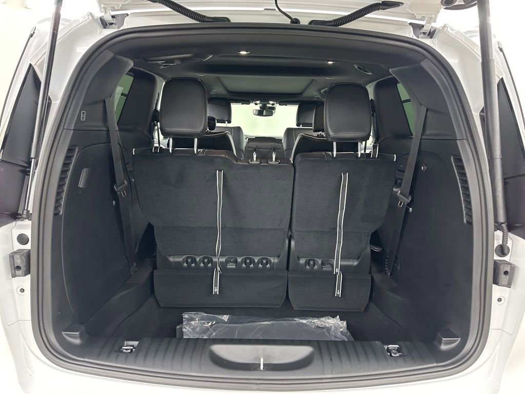 New 2026 Chrysler Pacifica Limited image 23